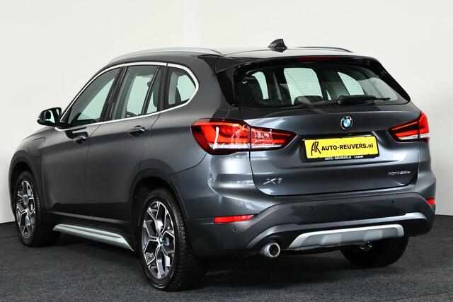 BMW X1 xDrive25e xLine / LED / HUD / Navi / Camera