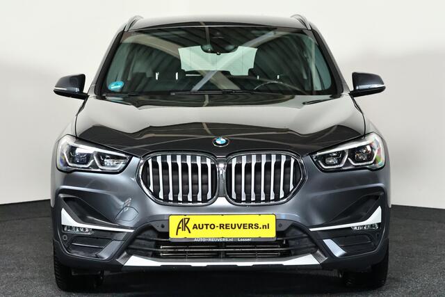 BMW X1 xDrive25e xLine / LED / HUD / Navi / Camera