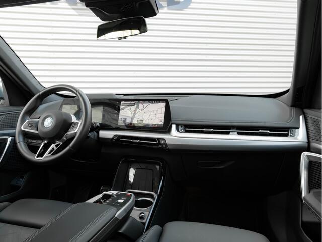 BMW X1 xDrive25e M-Sport - Pano - Trekhaak - Driving Ass Prof - Head-up