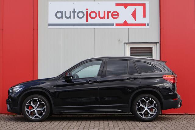 BMW X1 sDrive16d High Executive Aut. | HUD | Leder | Trekhaak |
