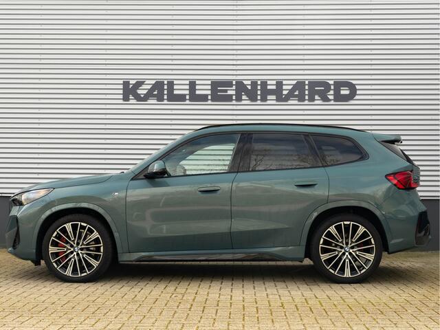 BMW X1 sDrive18i M-Sport Pro - Pano - Massage Zetel - Trekhaak - ACC