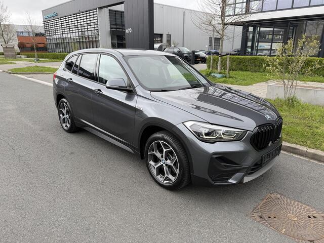 BMW X1 xDrive25e Exec. Carplay, Camera, Sportstoel , LED