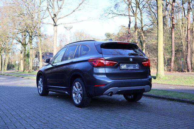 BMW X1 sDrive18i Sportline | Aut | Navi | LED | Stoelverwarming | Clima | Sportstoelen | Sportstuur | Etc.