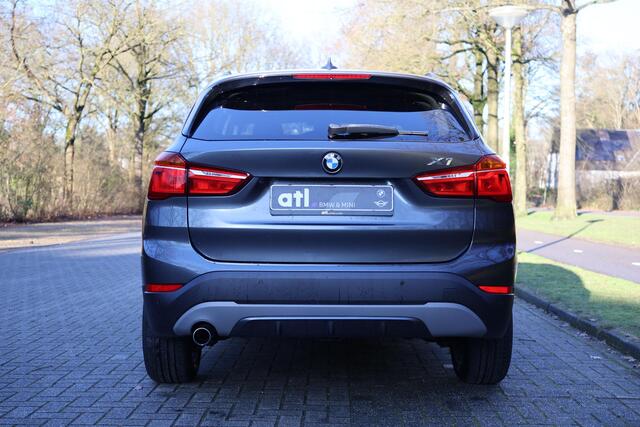BMW X1 sDrive18i Sportline | Aut | Navi | LED | Stoelverwarming | Clima | Sportstoelen | Sportstuur | Etc.