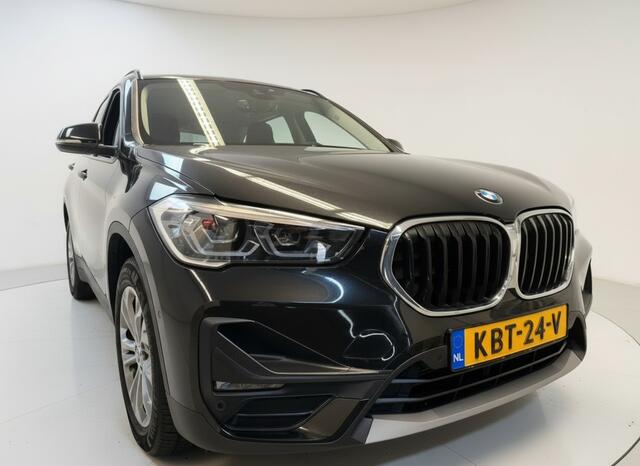 BMW X1 xDrive25e HYBRIDE AUT. HIGH EXECUTIVE TREKHAAK/PDC/NAVIGATIE