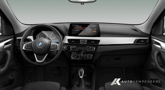 BMW X1 xDrive25e High Executive | Head-Up | ACC | Camera | Leder | Driving Ass. Plus | 17' Inch |