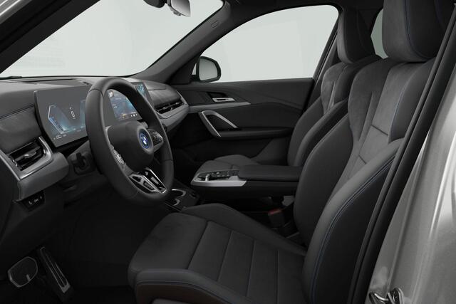 BMW X1 xDrive25e | M-Sport | Comfort Access | Stoelverwarming | Parking Assistant