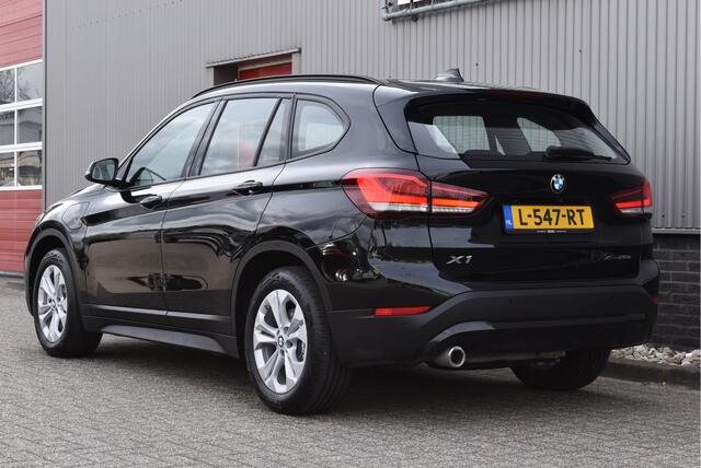 BMW X1 xDrive25e eDrive Edition Sportstoelen, Camera, Trekhaak, Stoelverwarming