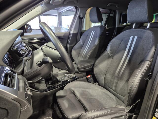 BMW X1 xDrive25e High Executive Sportline | Black edtion | HUD | Camera | Carplay