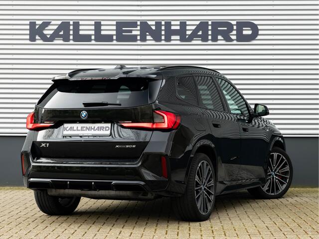 BMW X1 xDrive30e M-Sport Pro - M-Zetels - Full-Option - NP76.000