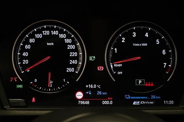 BMW X1 xDrive25e M-Sport | LEDER | PANORAMADAK | HARMAN KARDON DAB | CAMERA | TREKHAAK