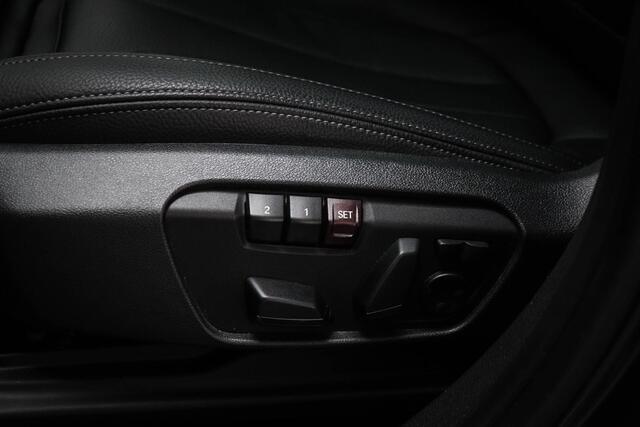 BMW X1 xDrive25e M-Sport | LEDER | PANORAMADAK | HARMAN KARDON DAB | CAMERA | TREKHAAK