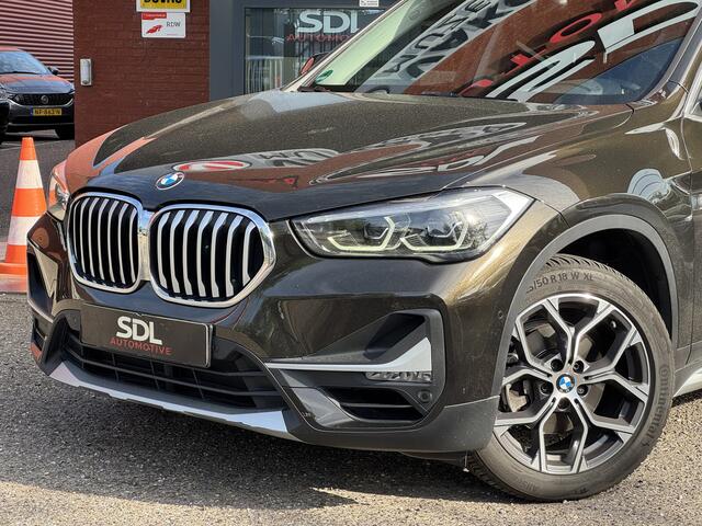 BMW X1 sDrive18i High Executive Xline // DEALER ONDERHOUDEN!! // CAMERA // NAVI // CLIMA // CRUISE // LED //