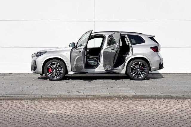 BMW X1 xDrive23i Parking Assistant Plus | M Sportpakket Pro | Innovation Pack | | Selections 1500