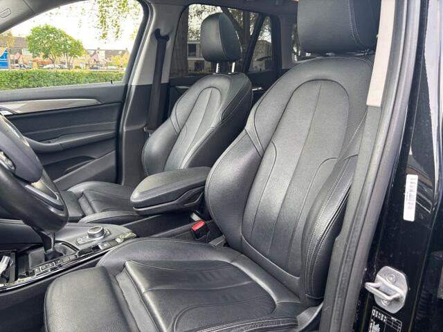 BMW X1 1.8 High Line ,X Line ,Panoramadak,Afn.Trekhaak,Leder,Led koplampen