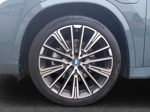 BMW X1 xDrive30e M-SPORT ** LED, LEDER, DR. ASS+, MEMORY, TREKH, 20-inch LMV, H&K SOUND ** 1e EIG - UNFALLFREI ** ** INFORMEER OOK NAAR ONZE AANTREKKELIJKE FINANCIAL-LEASE TARIEVEN **