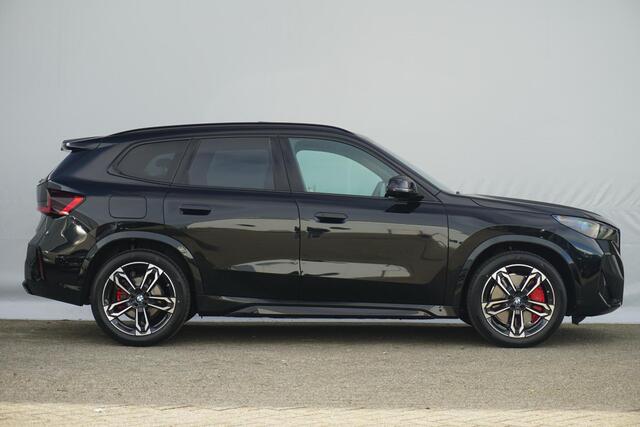 BMW X1 xDrive25e | M Sportpakket Pro | Trekhaak | Schuif-kanteldak | Head-up | Harman Kardon | Rondomzicht Camera | Elekrische Stoelen + Geheugen | Cruise control adaptief met Stop&Go en stuurhulp