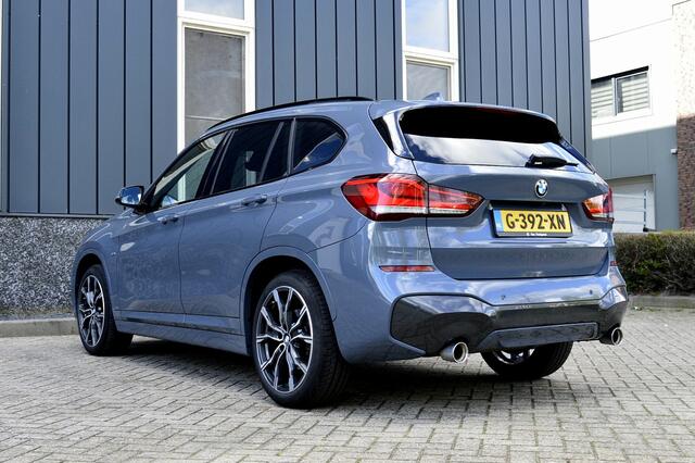 BMW X1 sDrive20i M-Sport Rijklaarprijs-Garantie Panoramadak Leder Sportinterieur Led Camera Navigatie