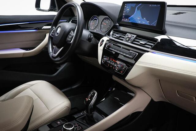 BMW X1 sDrive18i High Executive Edition | XLINE / PARKING- PACK | HEAD UP | LEDER | STOELVERWARMING | CAMERA | 18"