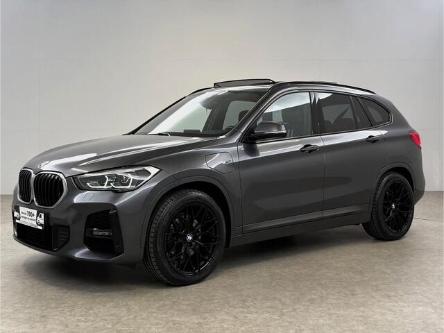 BMW X1 xDrive25e M-Sport PHEV | Pano | Sfeer | HuD | Camera | Adap. Cruise | Keyless | Navi | Parkeersens.