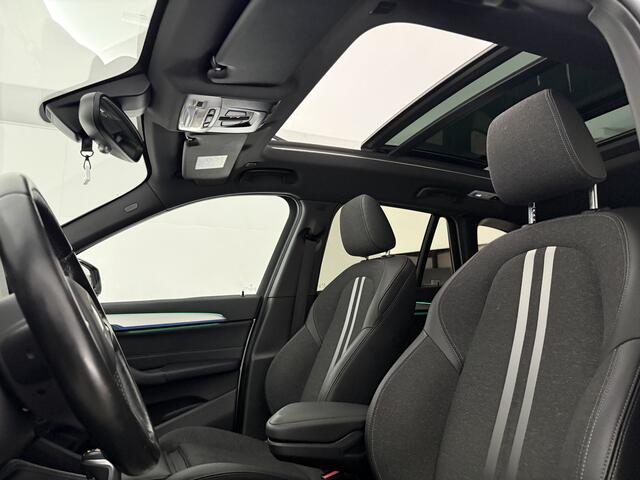 BMW X1 1.5 xDrive25e M-Sport Plug-in-Hybrid | Pano | Sfeer | HUD | Virtual | Camera | Carplay | Trekhaak