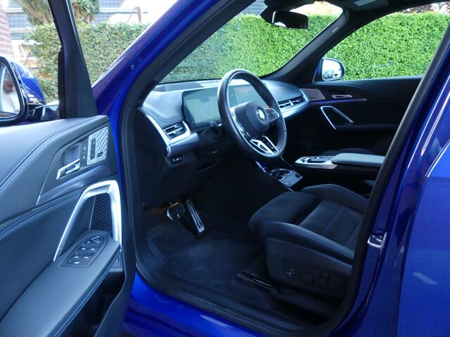 BMW X1 sDrive20i M-Sport / Panodak