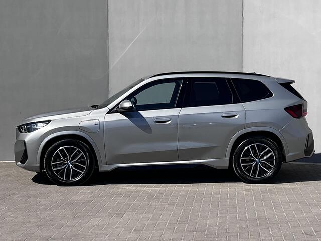 BMW X1 xDrive25e M-Sport / Dealer onderhouden / 1.700 kg trekgewicht / Elektrische klep / Navigatie/ Stoelverwarming / Parkeer assistent / Apple Carplay Android / 18" LM wielen / winterbanden /