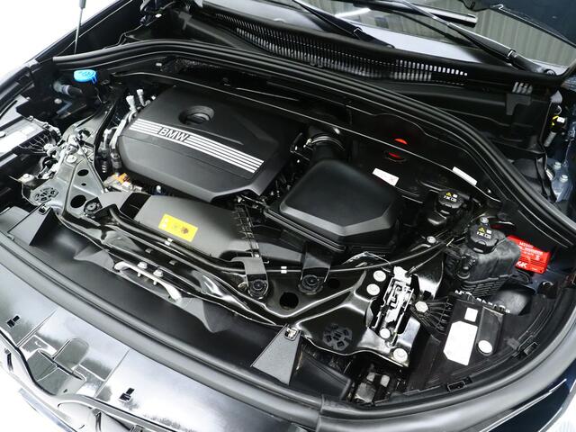 BMW X1 xDrive25e Individual | Panoramadak | Leder | Camera | Keyless | Cruise | Virtual | DAB | Carplay