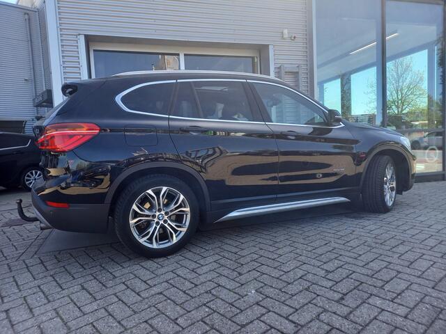 BMW X1 XDRIVE28I 4x4 - 2700KG TREKGEWICHT - UNIEKE AUTO - FULL OPTIONS