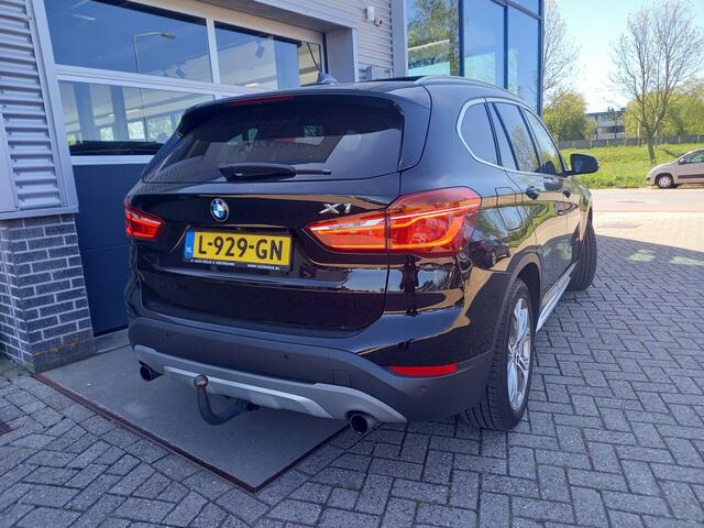 BMW X1 XDRIVE28I 4x4 - 2700KG TREKGEWICHT - UNIEKE AUTO - FULL OPTIONS