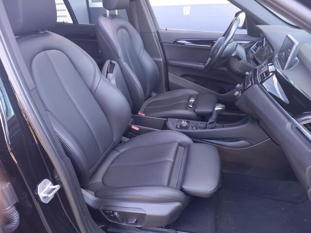BMW X1 XDRIVE28I 4x4 - 2700KG TREKGEWICHT - UNIEKE AUTO - FULL OPTIONS