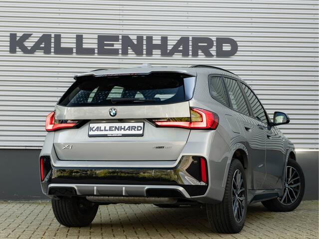 BMW X1 sDrive18i M-Sport - Camera - LED - Comfort Acces - Stoelverwarming