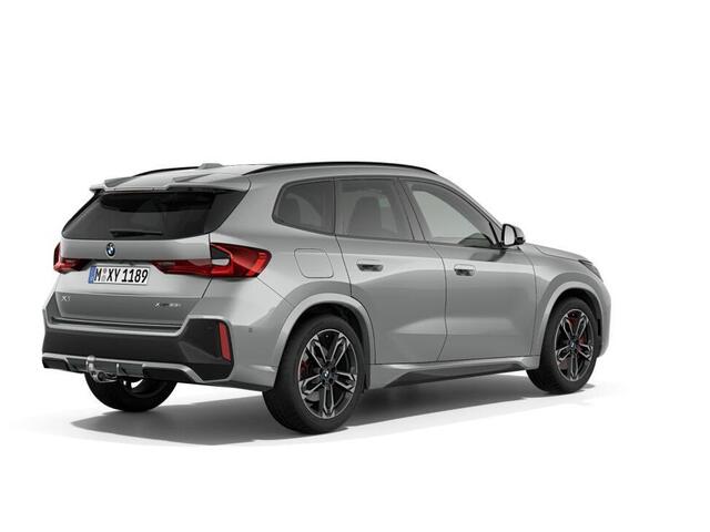 BMW X1 xDrive23i M Sportpakket | Comfort Pack | Innovation Pack | M Sportpakket Pro | Travel Pack