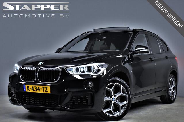 BMW X1 sDrive20i 192pk Automaat M-Sport Pano/HUD/Keyless/Navi/Led/Leer/Pdc/Cruise/Lmv18"