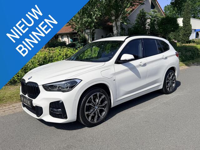 BMW X1 xDrive25e 220PK M-SportoLEDoCamera