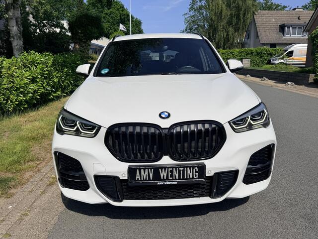 BMW X1 xDrive25e 220PK M-SportoLEDoCamera