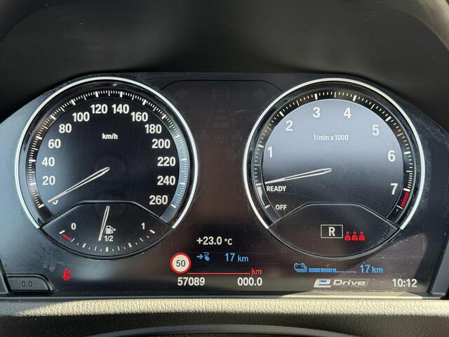 BMW X1 xDrive25e High Executive X-Line | Leder | Pano | Head-up | Stoel- en stuurverwarming