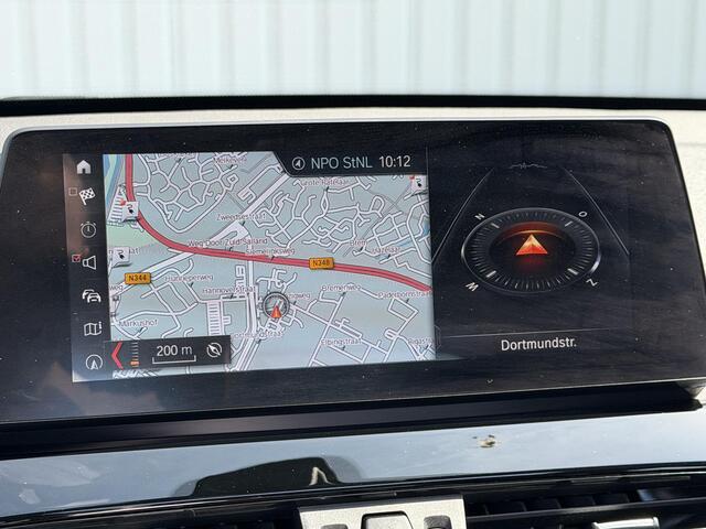 BMW X1 xDrive25e High Executive X-Line | Leder | Pano | Head-up | Stoel- en stuurverwarming