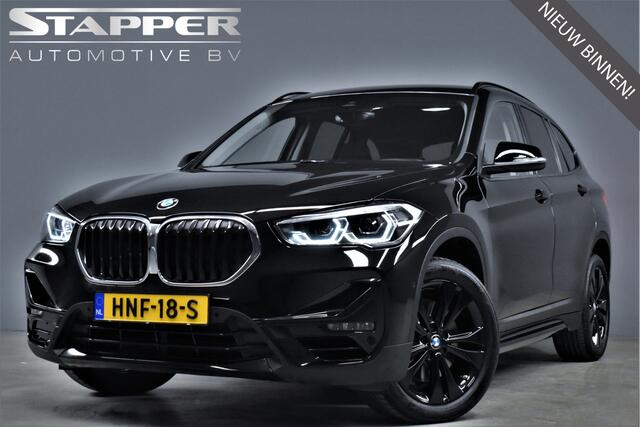 BMW X1 sDrive20i 179pk Automaat High Executive Camera/Trekhaak/Navi/Led/Climate/Stoelverw./Pdc/Cruise/Lmv18"