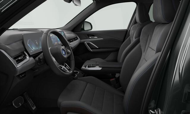 BMW X1 xDrive25e - M-Sport - Pano - Trekhaak - 19 inch - Camera