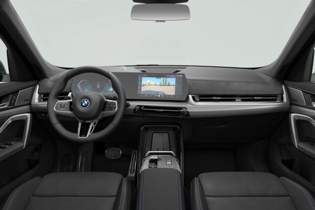 BMW X1 xDrive25e | M Sportpakket Pro | Innovation Pack | Travel Pack | Trekhaak
