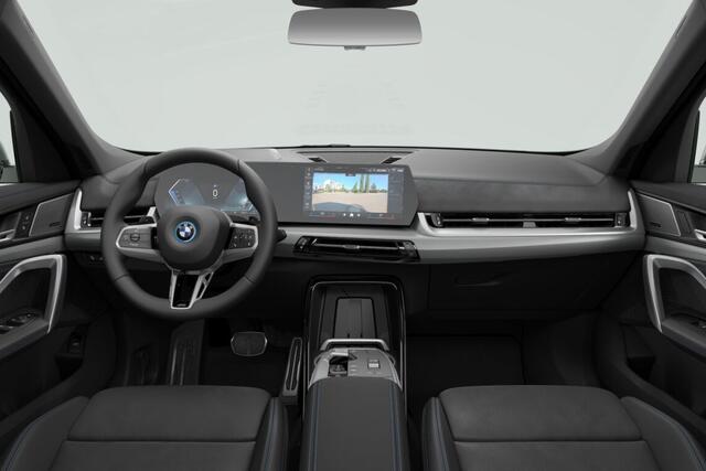 BMW X1 xDrive25e | M Sportpakket Pro | Innovation Pack | Travel Pack | Trekhaak
