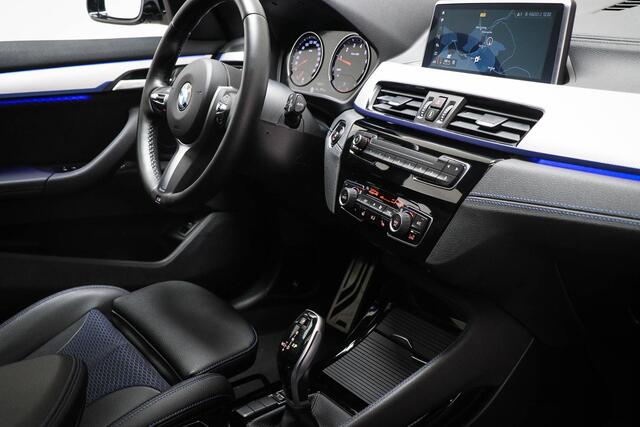 BMW X1 sDrive18i M-Sport High Executive | PANORAMADAK | DAB | APPLE | CAMERA | TREKHAAK | 18"