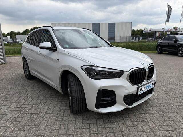 BMW X1 xDrive25e M Sport 18 Inch PDC Stoelverwarming Leder LED