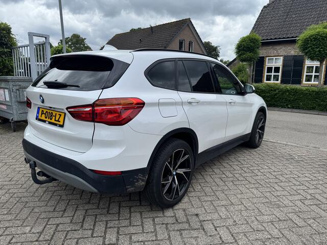 BMW X1 sDrive16d High Executive Automaat
