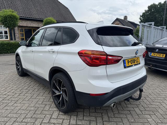 BMW X1 sDrive16d High Executive Automaat