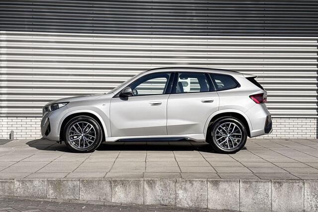 BMW X1 sDrive18i M Sport | Selections 500