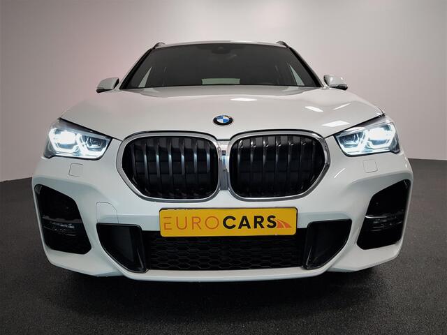 BMW X1 sDrive18i Automaat M-Sport Executive Lederen Bekleding Navigatie Climate Control Camera Parkeer Sensoren Lichtmetalen velgen Cruise Control