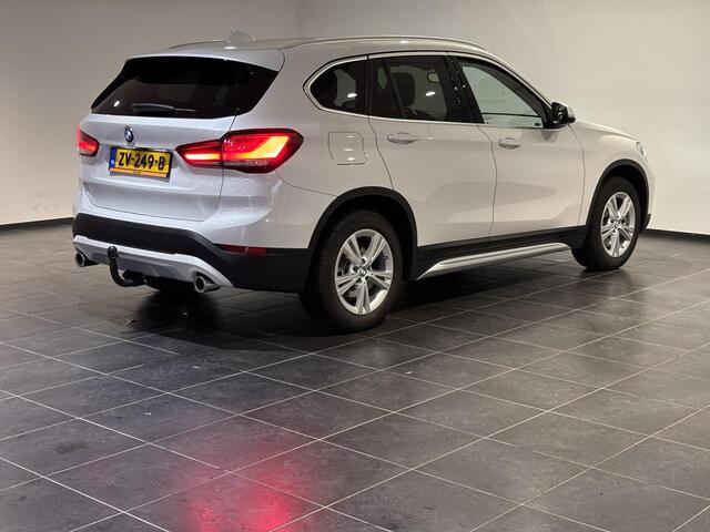 BMW X1 sDrive20i VDL Nedcar Edition | voorstoelen verwarmd | Parking pack |