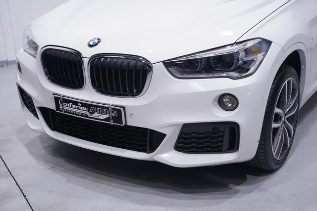 BMW X1 sDrive18d M Sport Panodak Head-up Leder Camera Afn. trekhaak PDC v+a